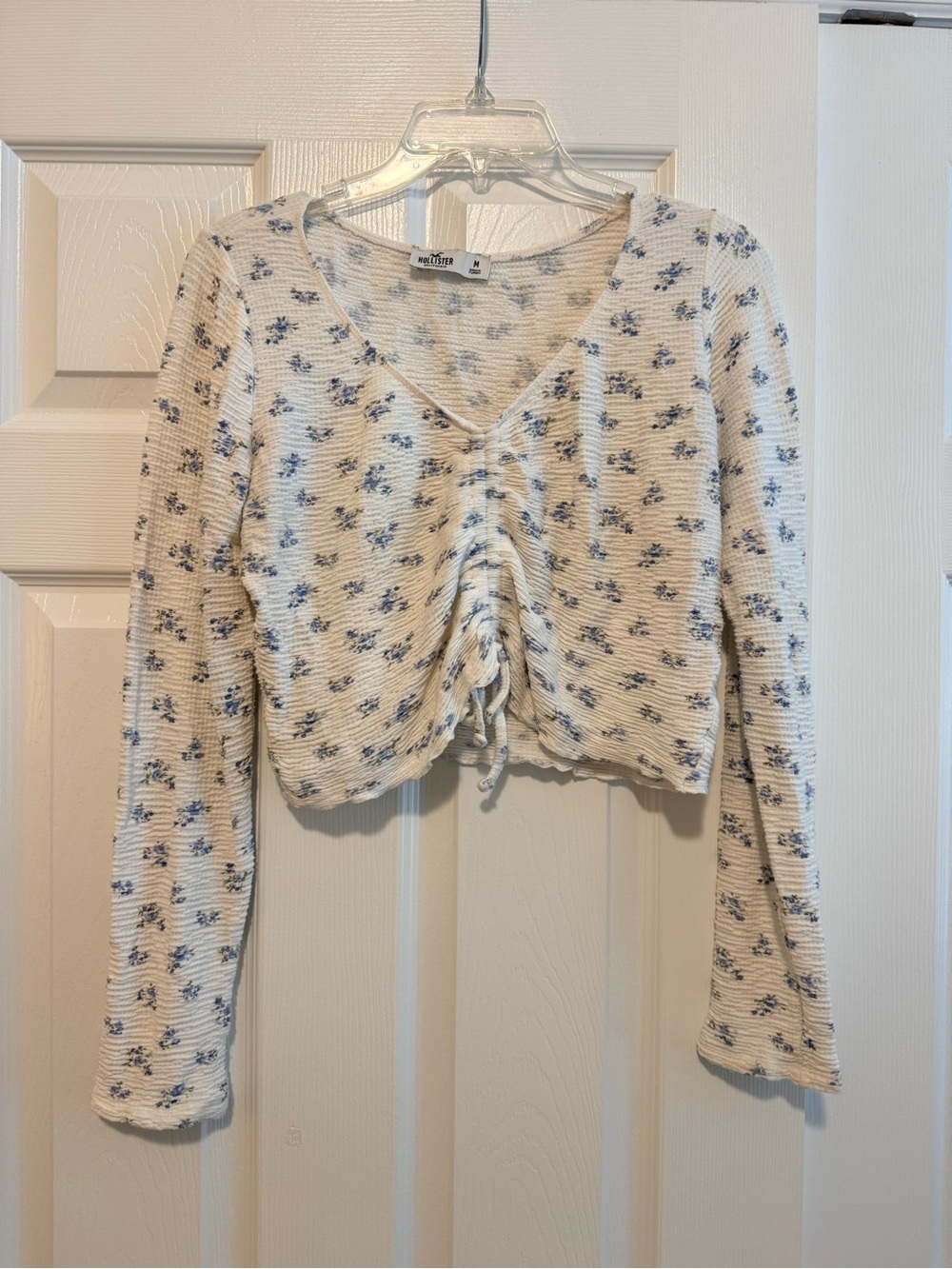 Hollister White Long-Sleeve Ruched V-Neck Top with Blue Floral Print